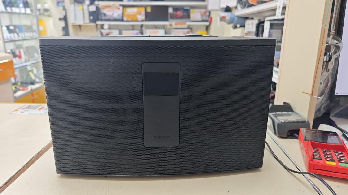 Музыкальный центр Dexp V300;