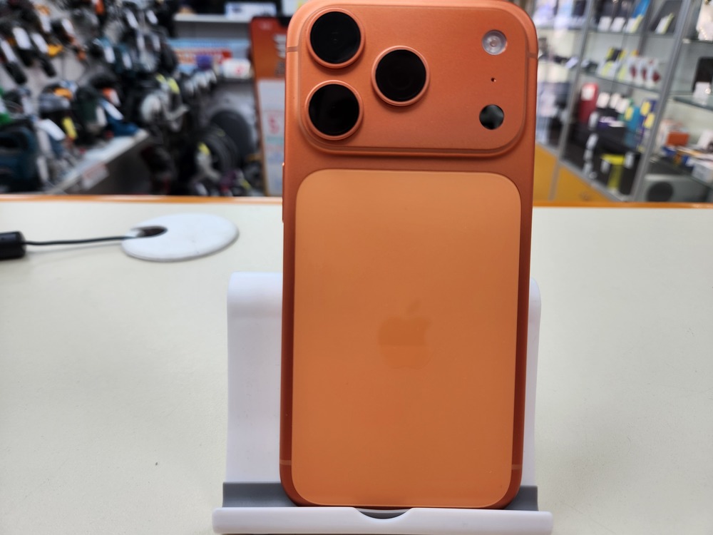 Смартфон Apple Iphone 17 Pro 256Gb