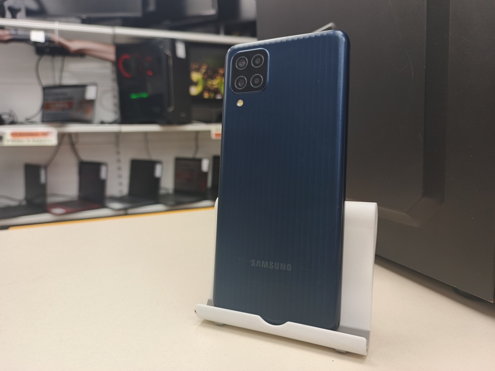 Смартфон Samsung Galaxy M12 3/32