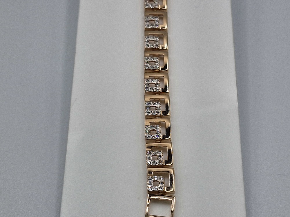 Б585 БРАСЛЕТ С КАМНЯМИ (Au 585)