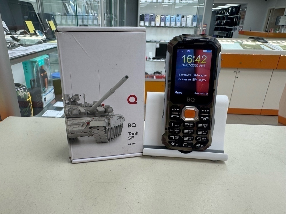 Мобильный телефон BQ 2432 Tank SE