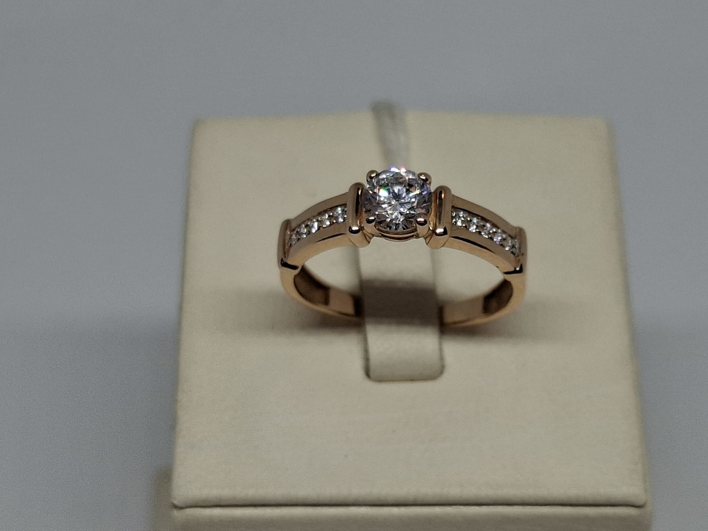 КОЛКМИ585 КОЛЬЦО С КАМНЯМИ (Au 585)