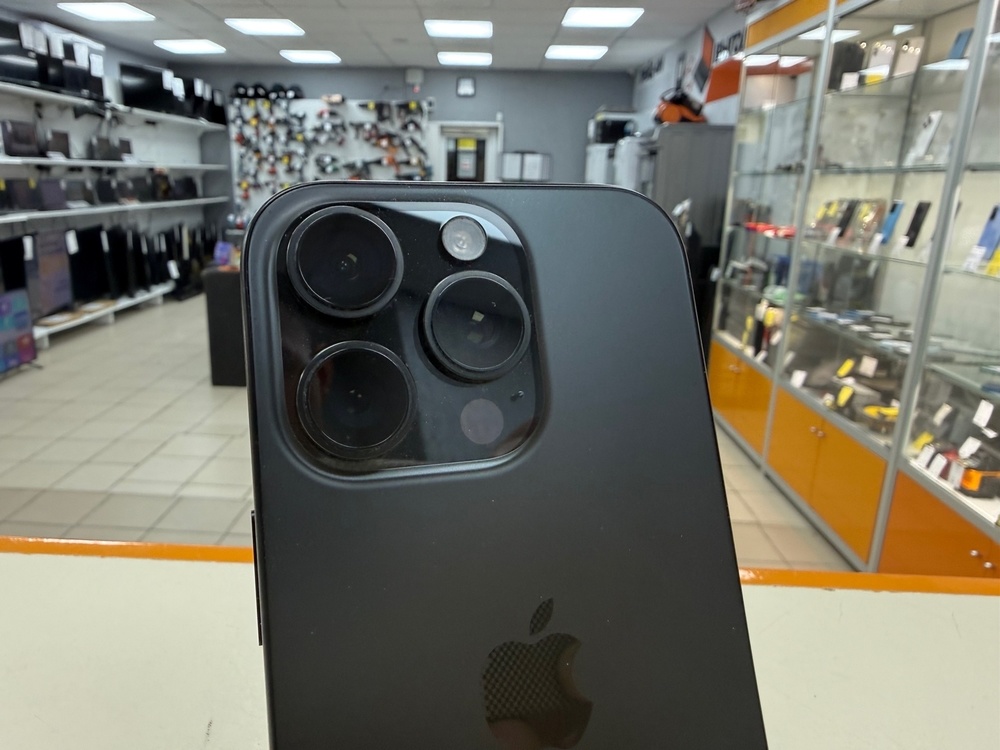 Смартфон Apple Iphone 16 Pro 128Gb