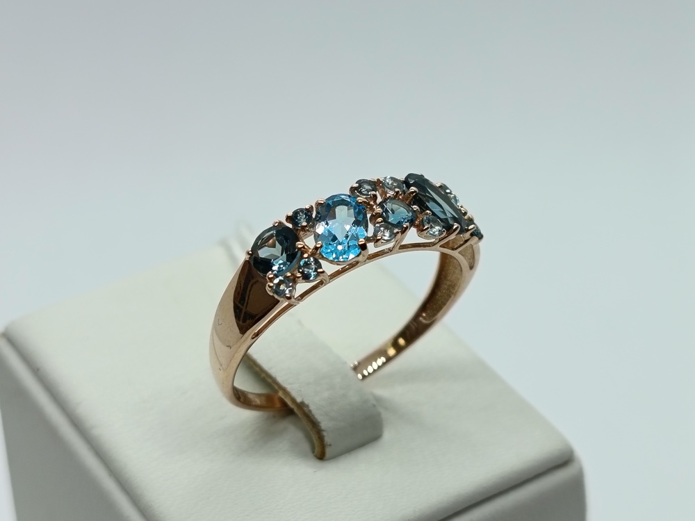 КОЛКМИ585 КОЛЬЦО С КАМНЯМИ (Au 585)