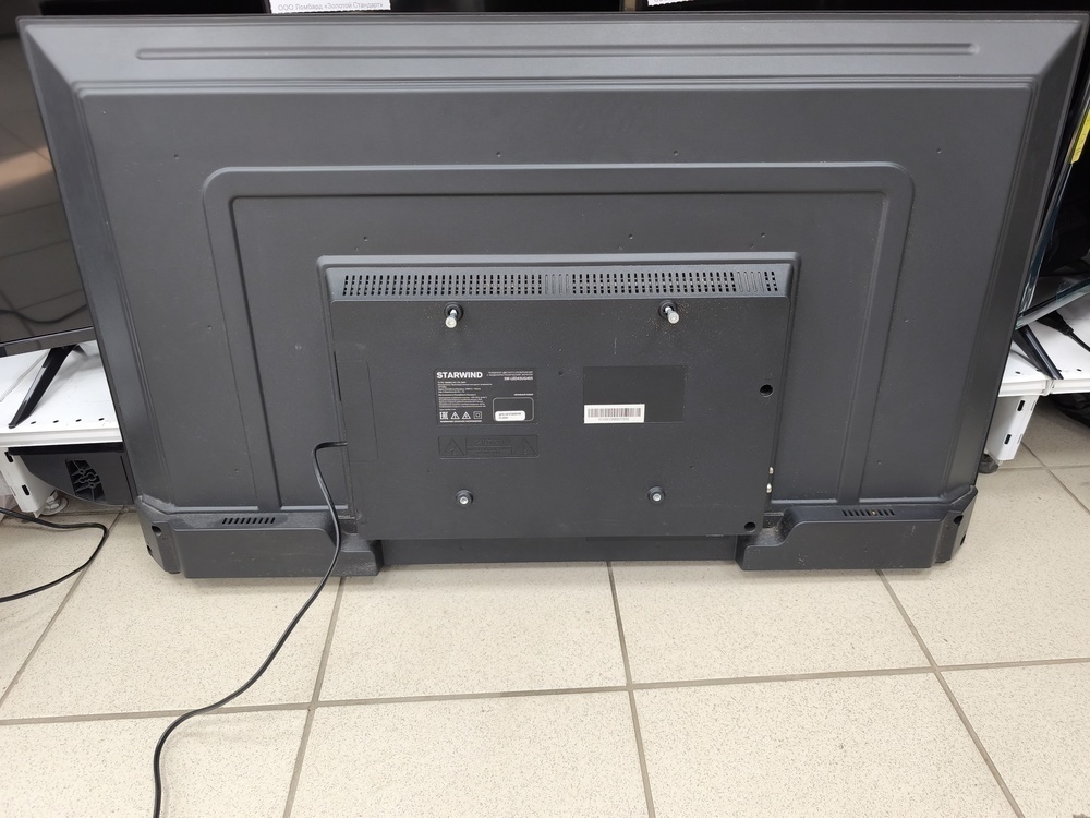 LED Телевизор Starwind SW-LED43UG405