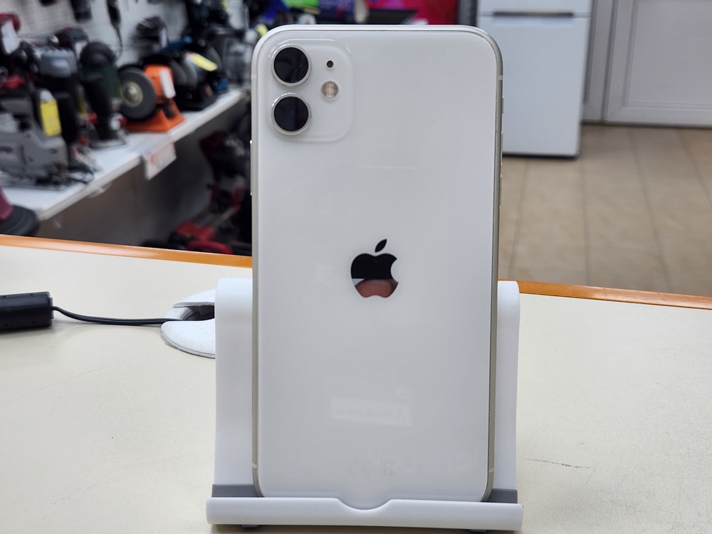 Смартфон Apple iPhone 11 128Gb