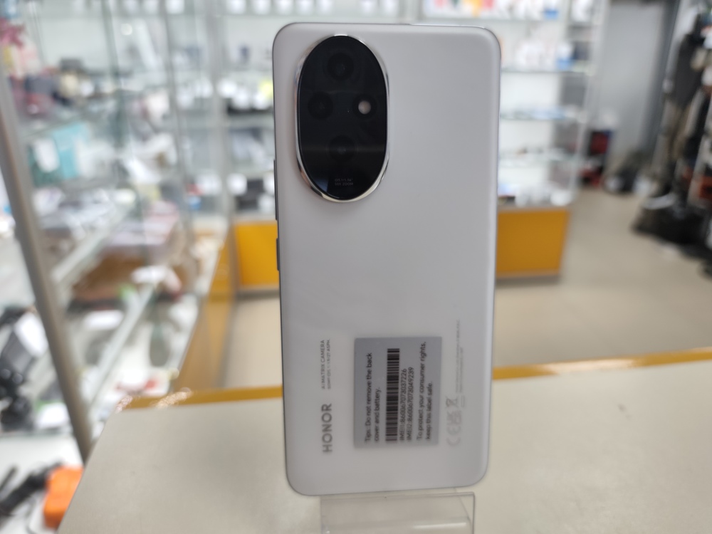 Смартфон Honor 200 8/256