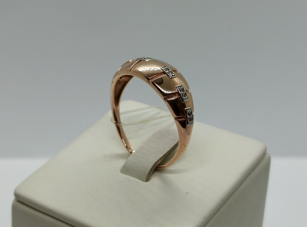 01-7362 КОЛЬЦО С КАМНЯМИ (Au 585)