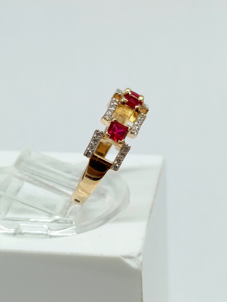 КОЛЬЦО С КАМНЯМИ (Au 585)