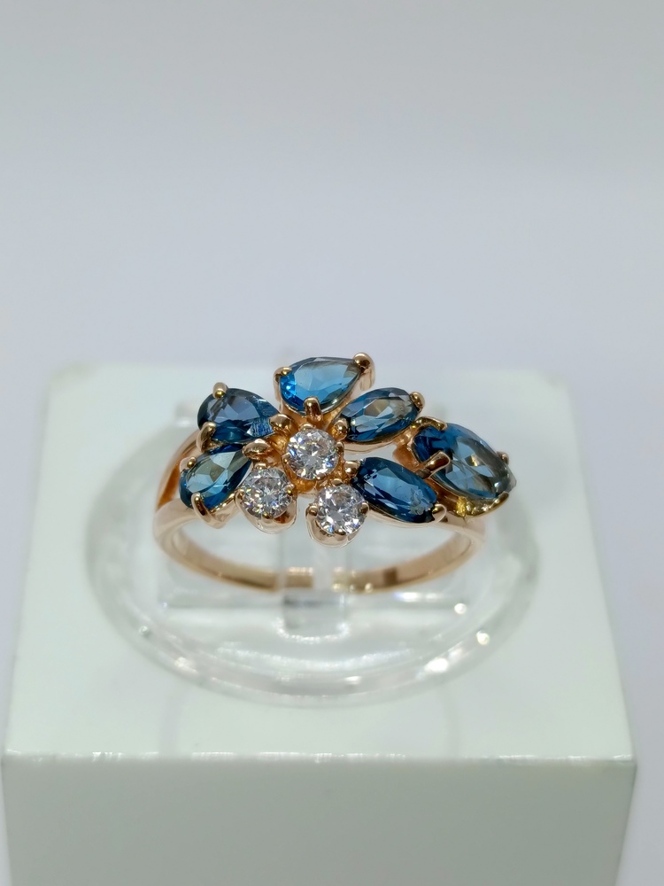 КОЛЬЦО С КАМНЯМИ (Au 585)