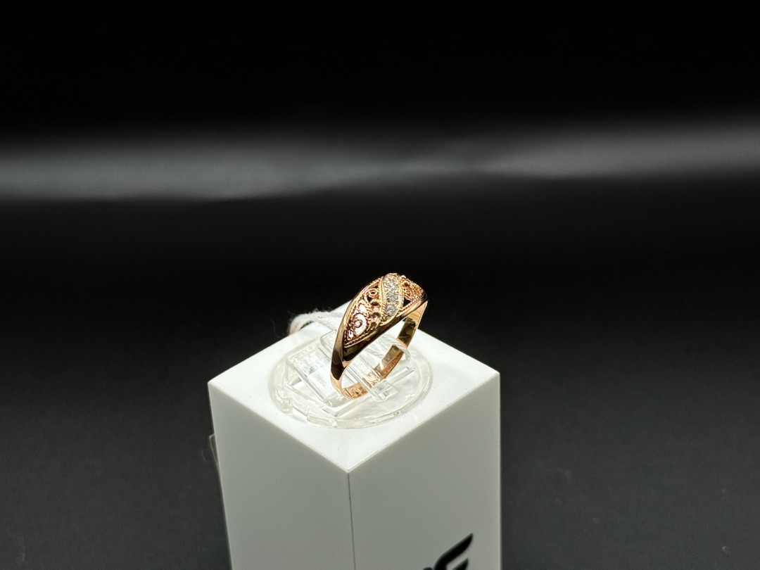 КОЛКМИ585 КОЛЬЦО С КАМНЯМИ (Au 585)