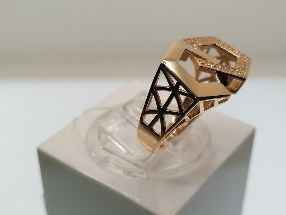 КОЛЬЦО С КАМНЯМИ (Au 585)