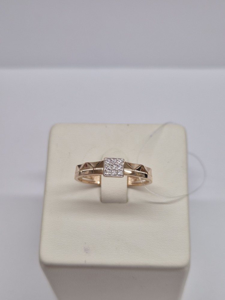 КОЛЬЦО С КАМНЯМИ (Au 585)