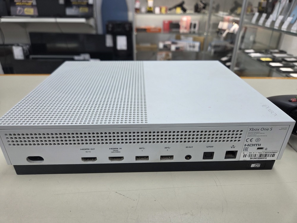 Игровая приставка Xbox One S 500Gb