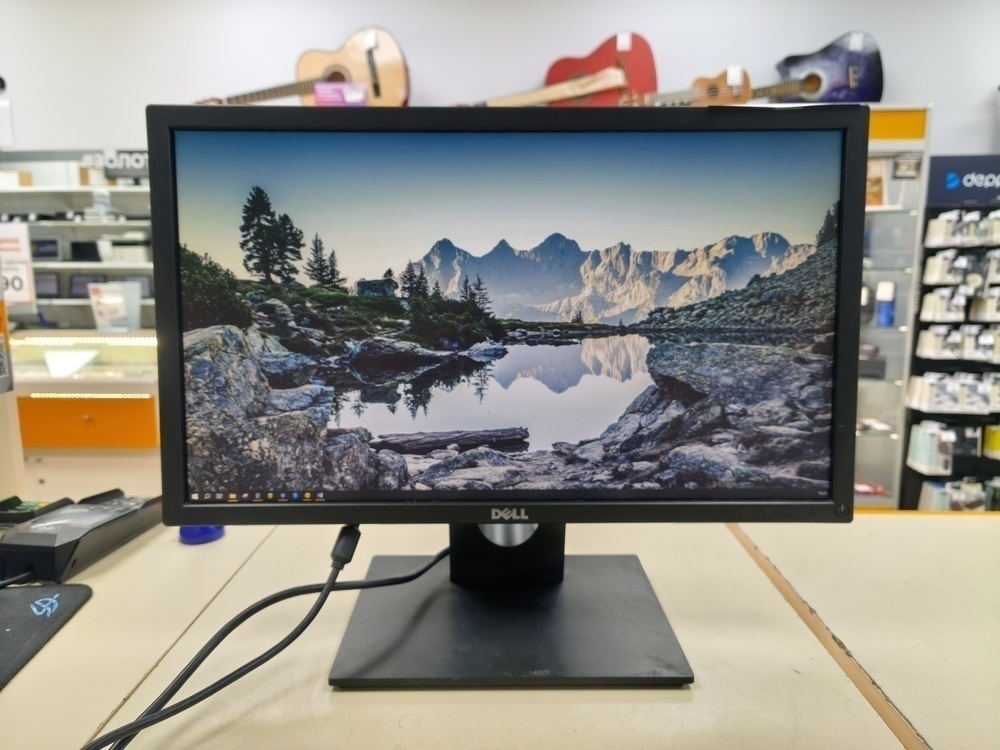 Монитор Dell E2216H
