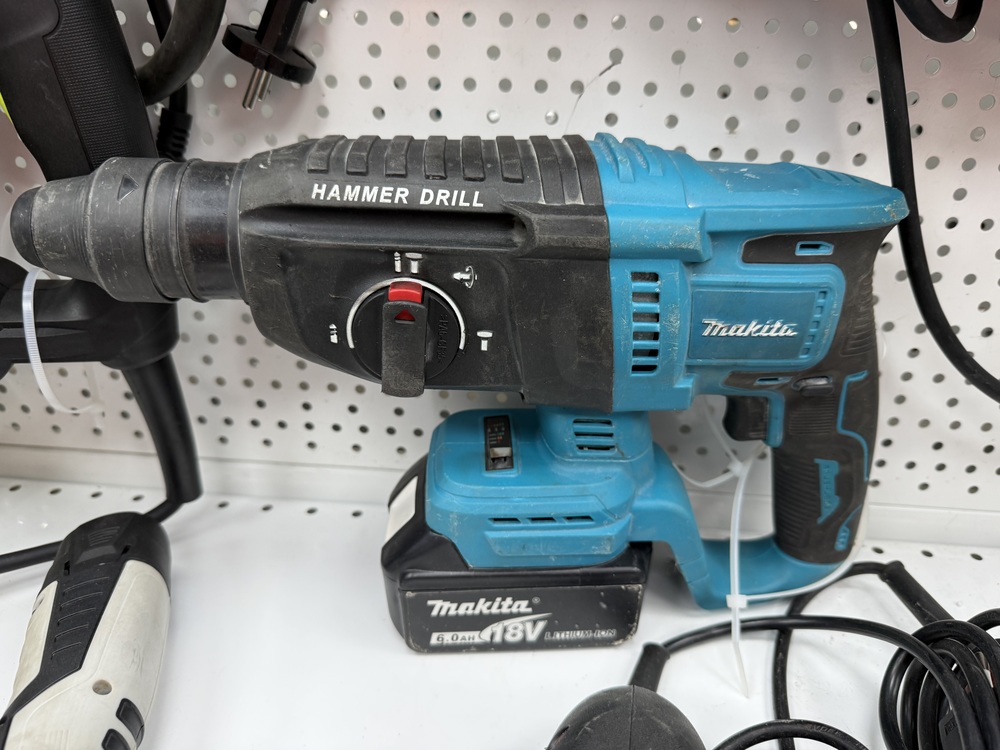 Перфоратор Makita 18V