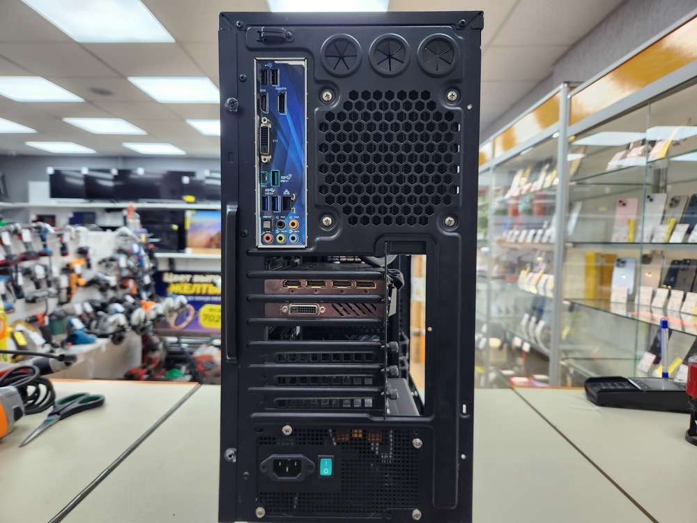Системный блок Noname; Core i5-7600K, Radeon RX 580, 16 Гб, 1.240 Tb, Нет