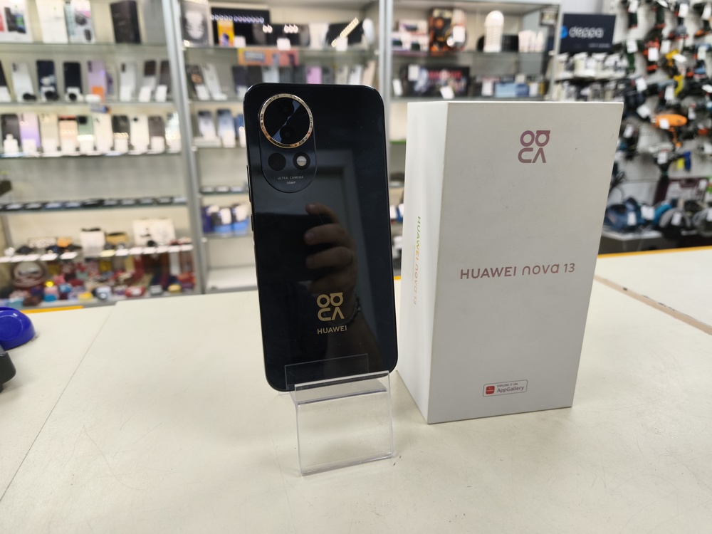 Смартфон Huawei Nova 13 12/256