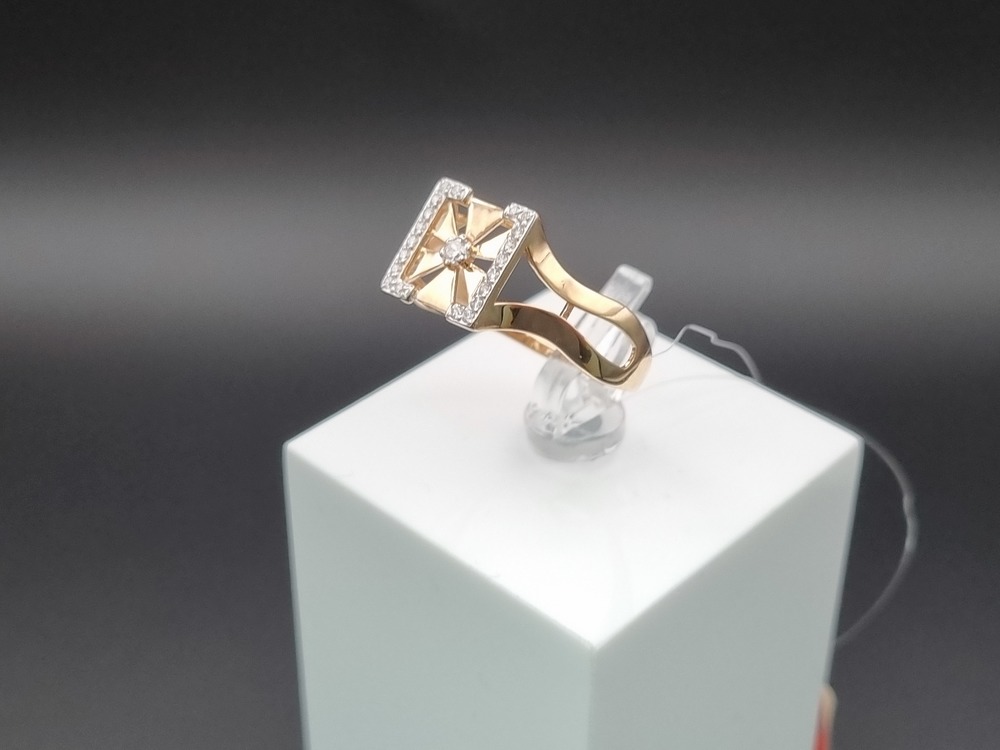 КОЛЬЦО С КАМНЯМИ (Au 585)