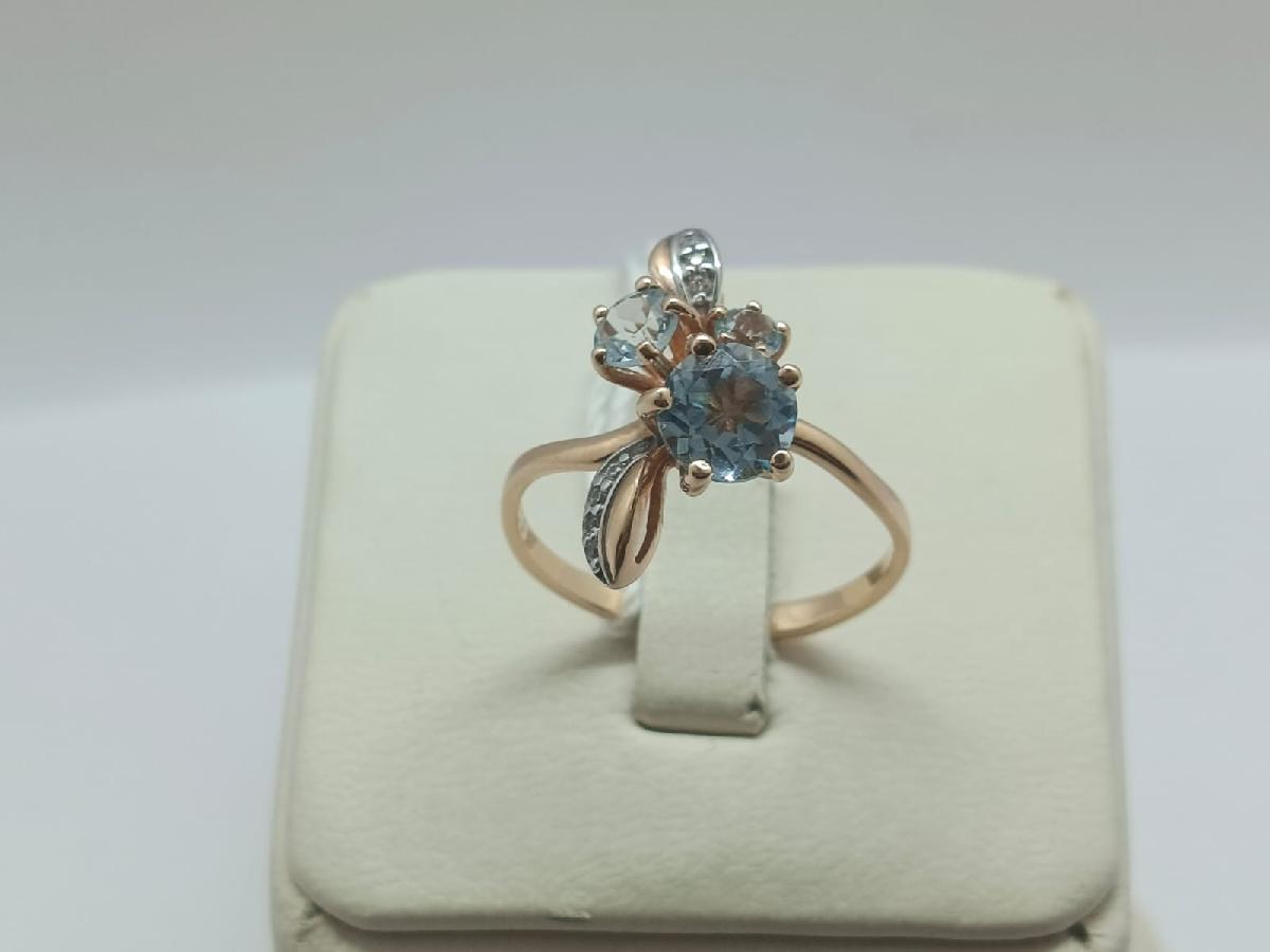 КОЛЬЦО С КАМНЯМИ (Au 585)