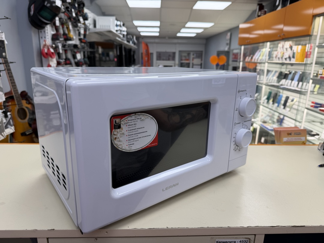 Микроволновая печь Leran FMO 20M22W