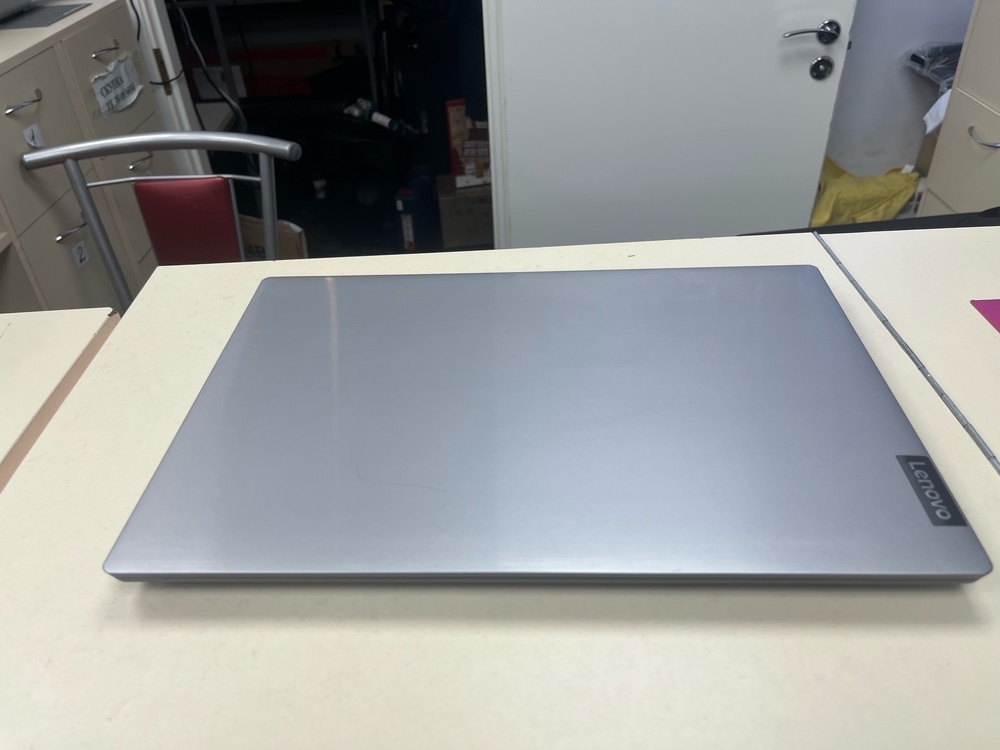 Ноутбук Lenovo; Core i3-1005G1, HD Graphics, 8 Гб, 512 GB, Нет
