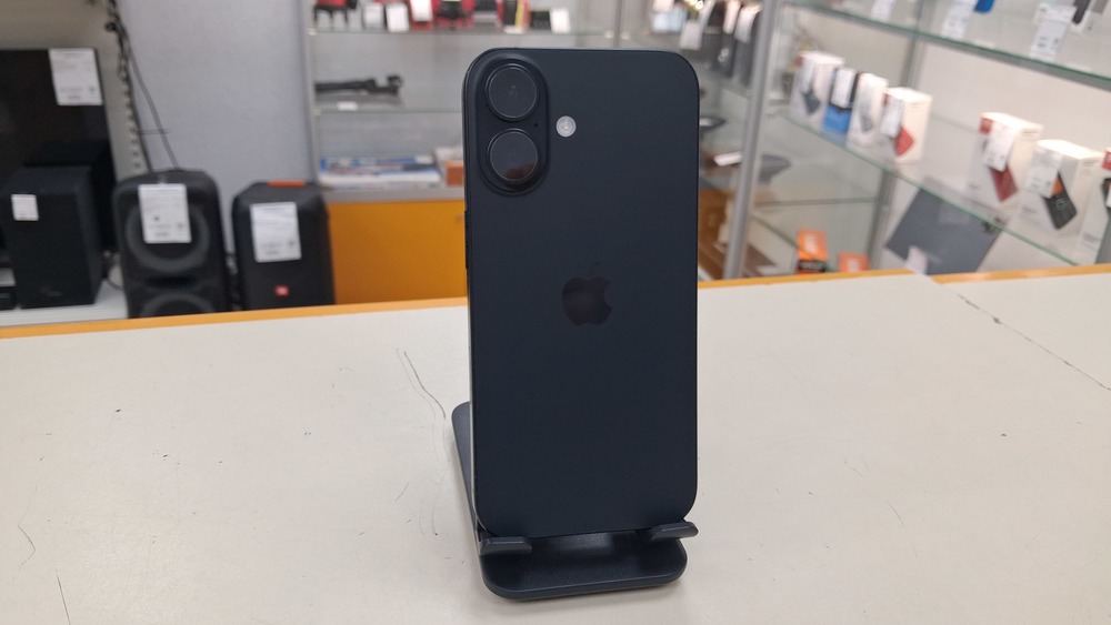 Смартфон Apple Iphone 16 128Gb