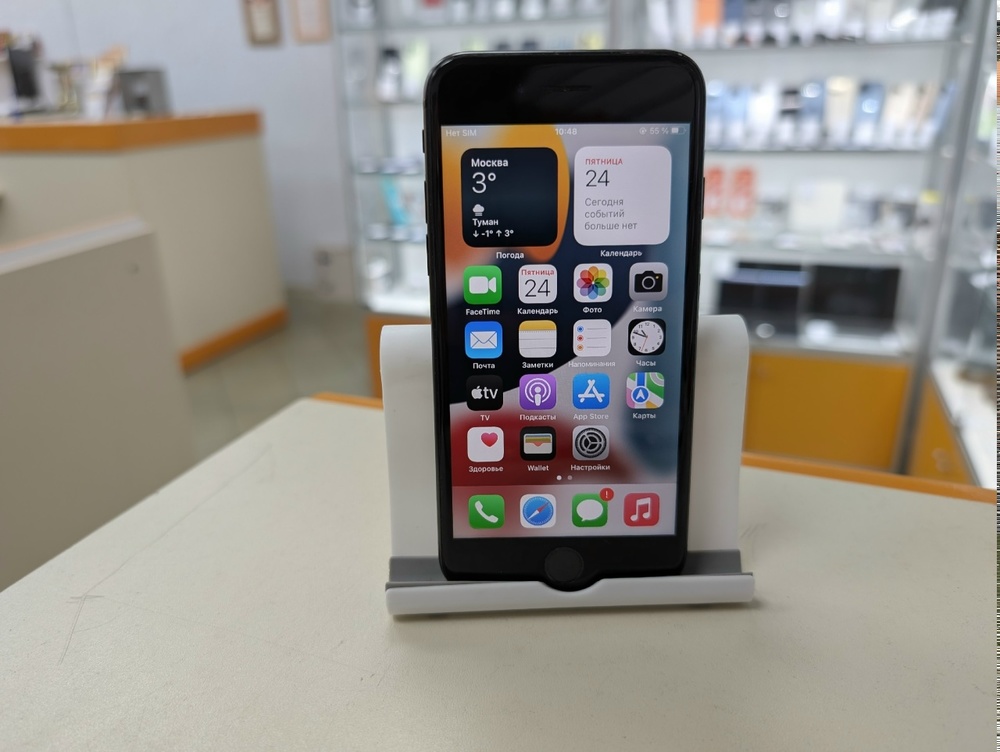 Смартфон Apple iPhone 7 32Gb