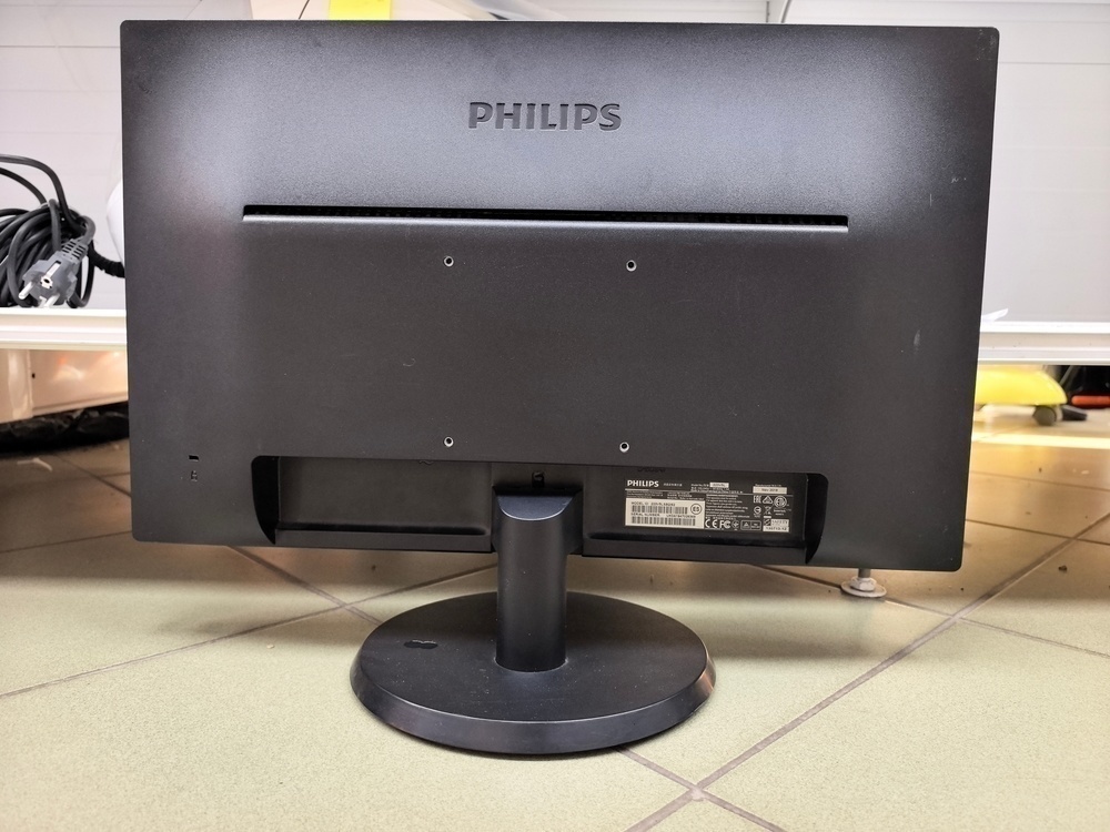 Монитор HP 24er;
