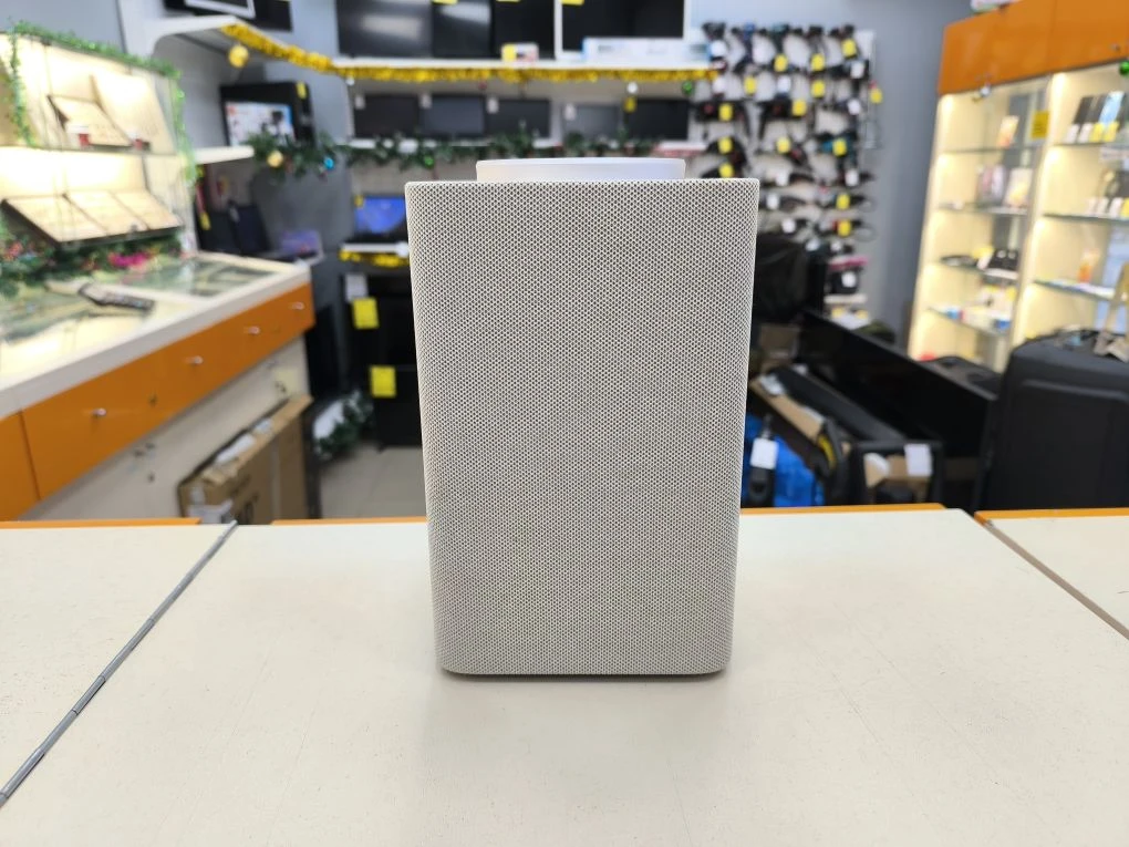 Умная колонка Яндекс Станция