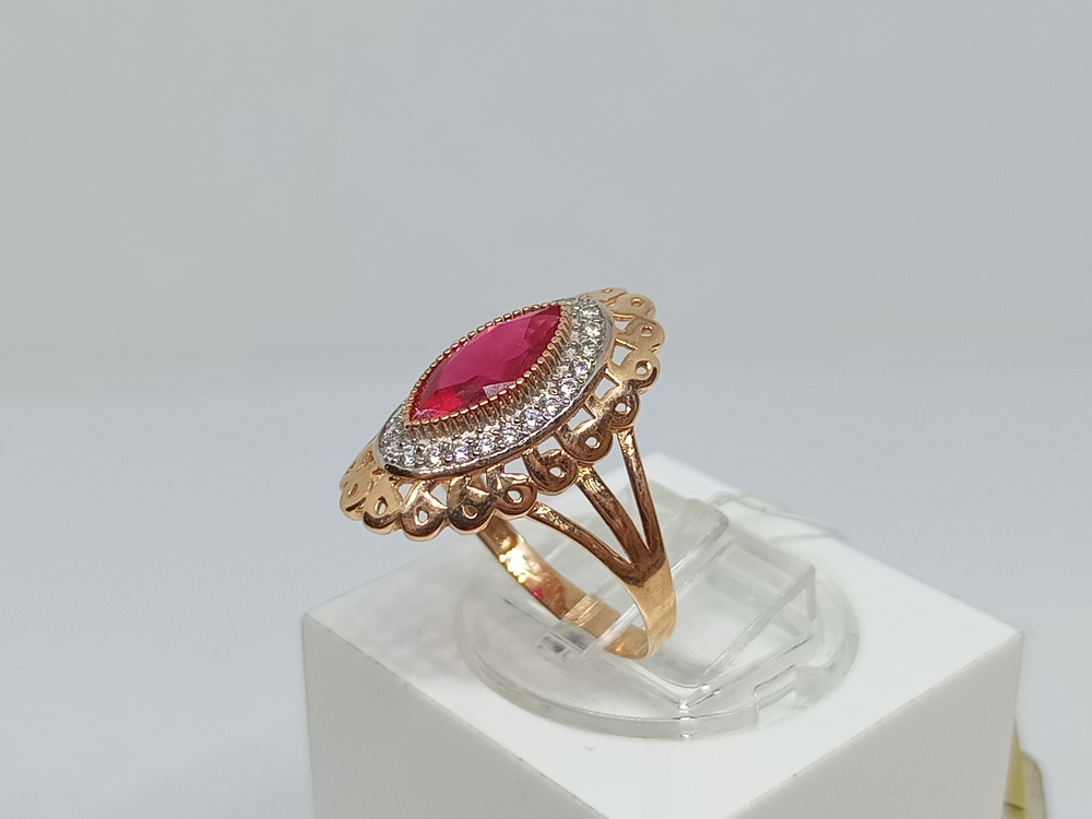 КОЛЬЦО С КАМНЯМИ (Au 585)