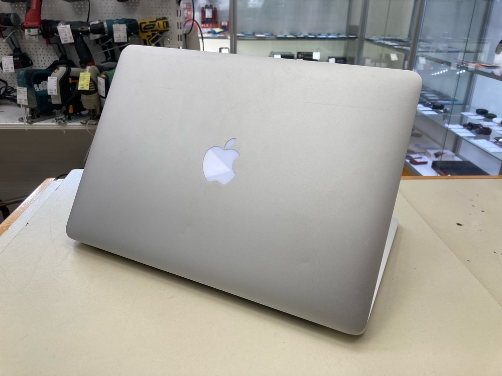 Ноутбук Apple MacBook Air 13 дюймов (2015) A1466
