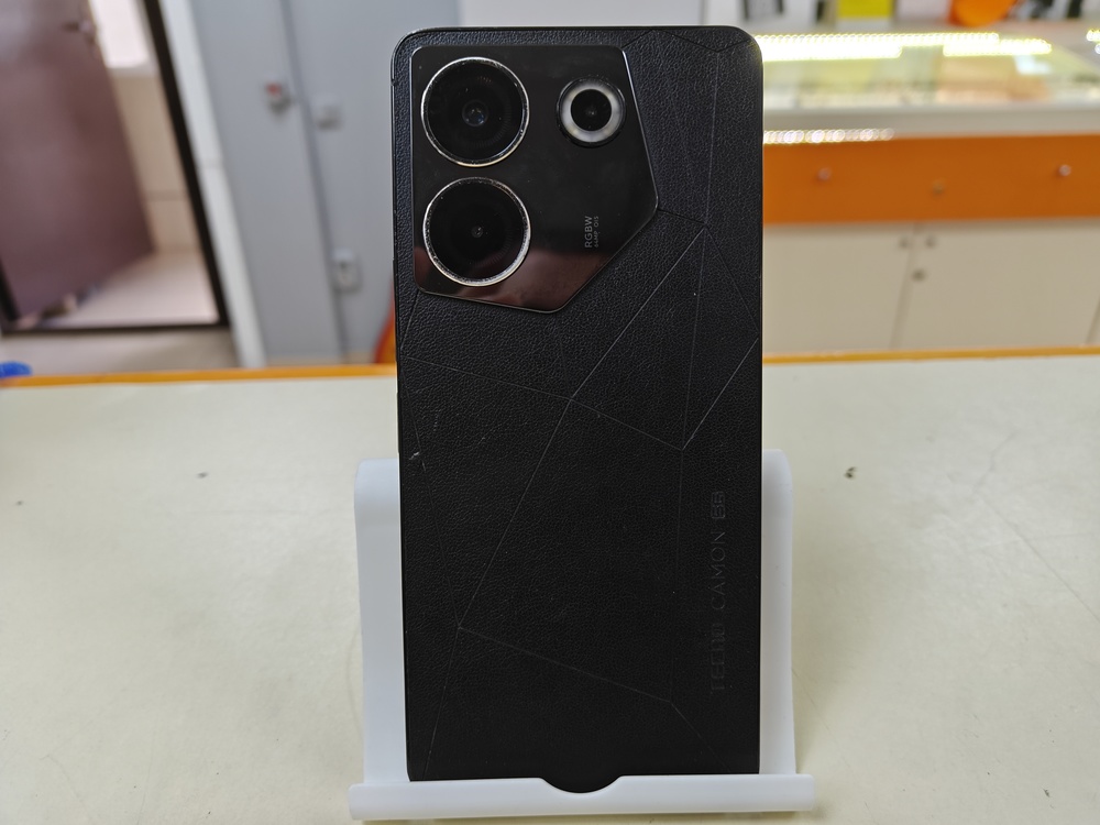 Смартфон Tecno SPARK 20 PRO 8/256
