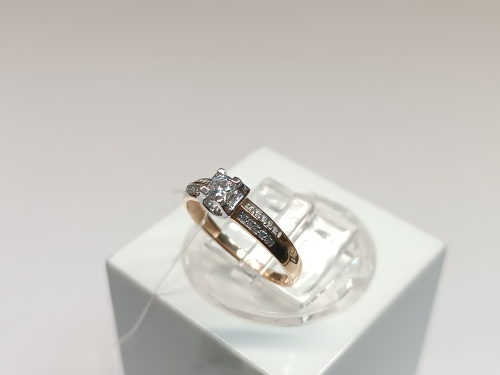 КОЛЬЦО С КАМНЯМИ (Au 585)