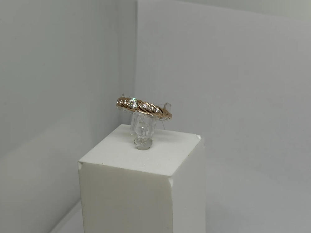 КОЛЬЦО С КАМНЯМИ (Au 585)