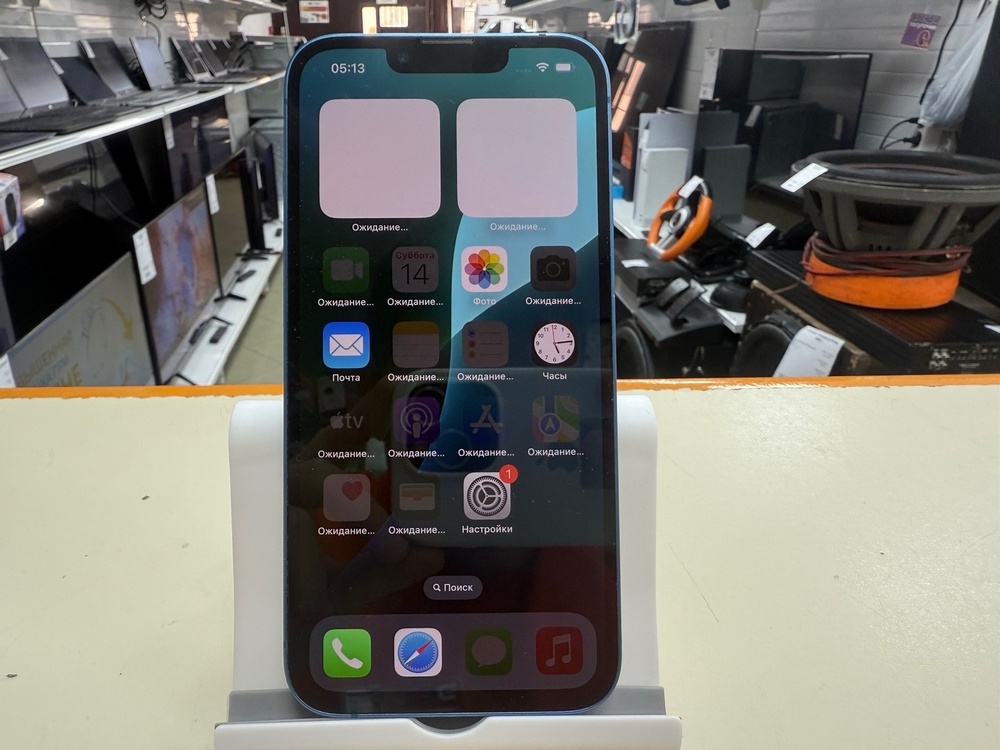 Смартфон Apple iPhone 13 128Gb