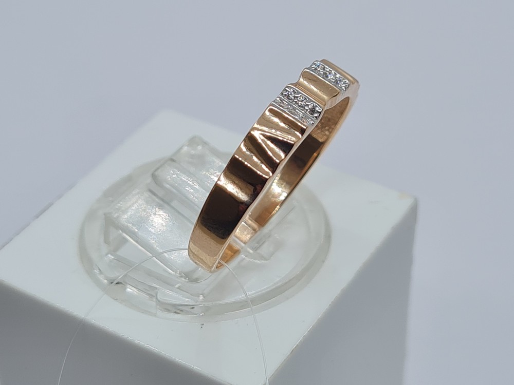 КОЛЬЦО С КАМНЯМИ (Au 585)