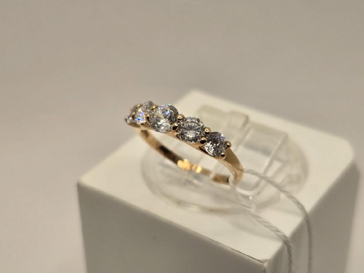 КОЛКМИ585 КОЛЬЦО С КАМНЯМИ (Au 585)