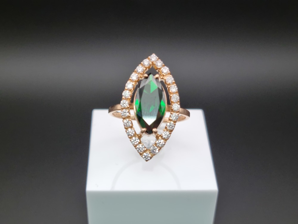 КОЛКМИ585 КОЛЬЦО С КАМНЯМИ (Au 585)