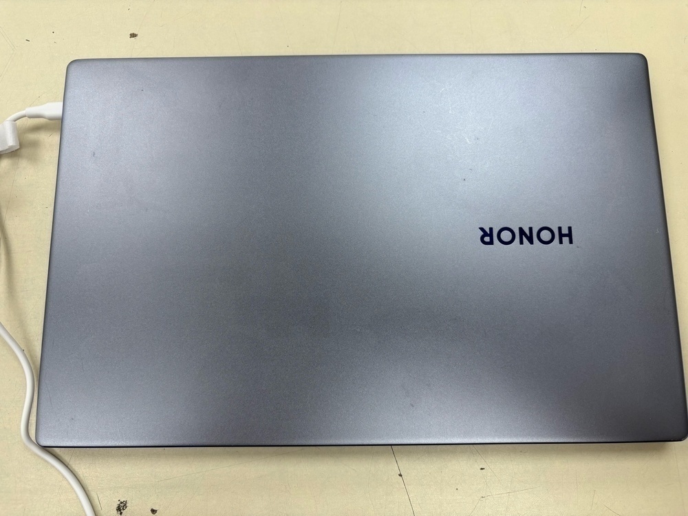 Ноутбук Honor; Ryzen 5 3500U, Radeon Vega 8, 8 Гб, 480 Гб, Нет