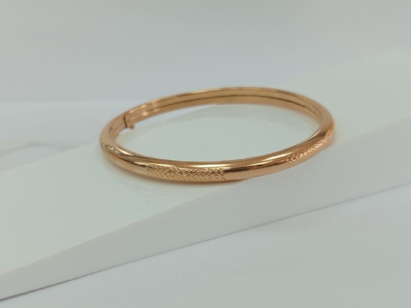 БЖАЛ585 БРАСЛЕТ ЖЕСТКИЙ С АЛМАЗНОЙ ГРАНЬЮ (Au 585)