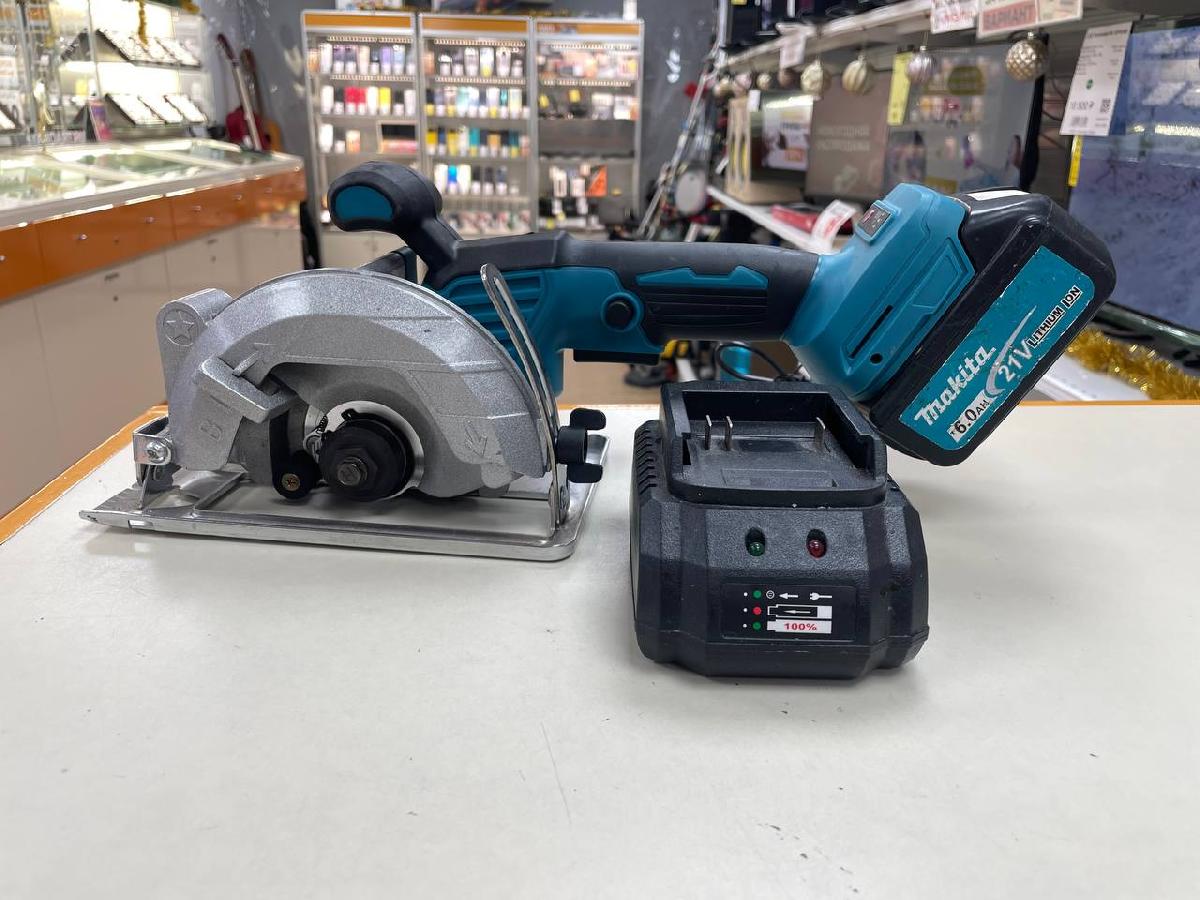 Дисковая пила Makita 4131