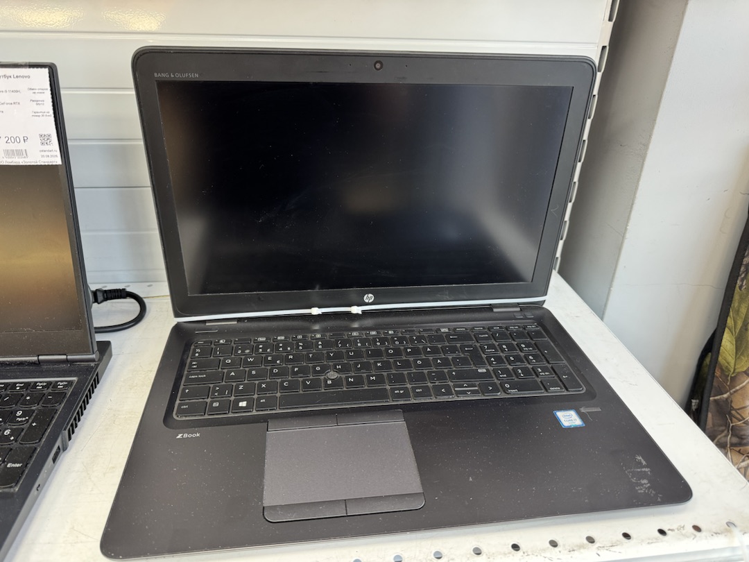 Ноутбук HP; Core i7-6500U, FirePro W4190M, 16 Гб, 240 Гб, Нет