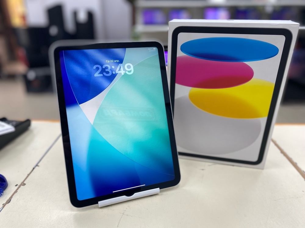 Планшет Apple iPad 11 128 ГБ (A16) 2025 A3354 (Wi-Fi)