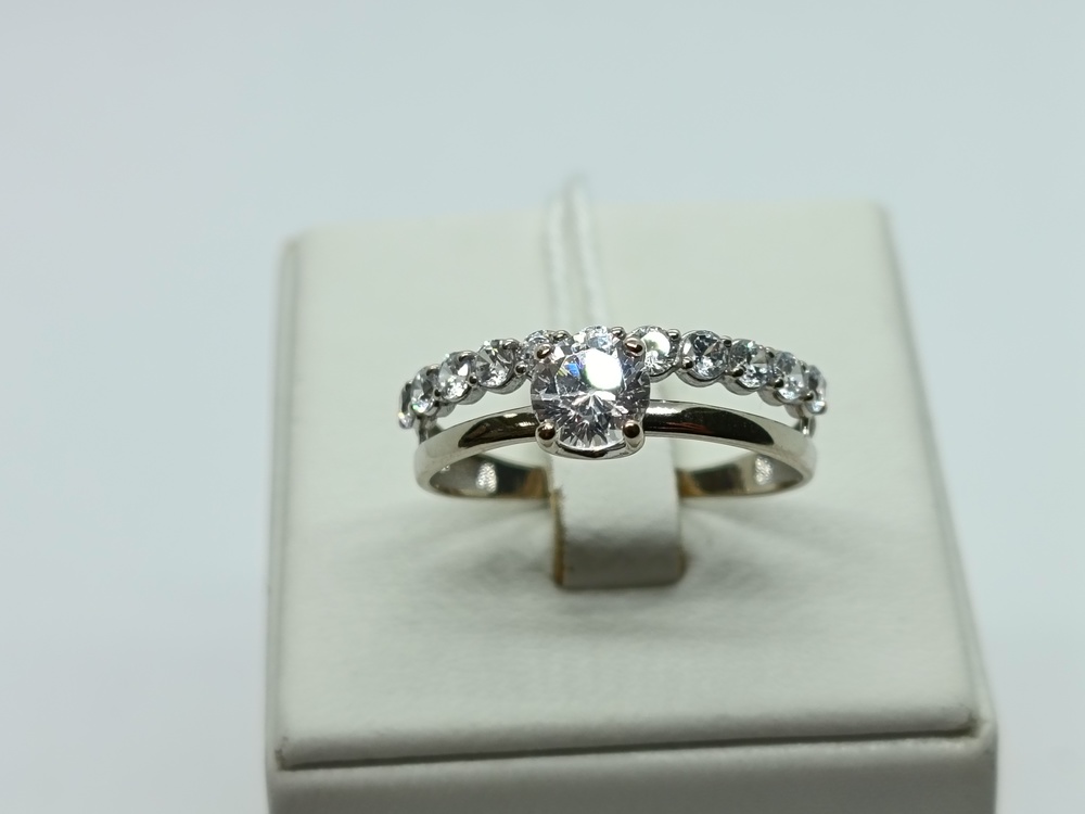КОЛКМИ585 КОЛЬЦО С КАМНЯМИ (Au 585)