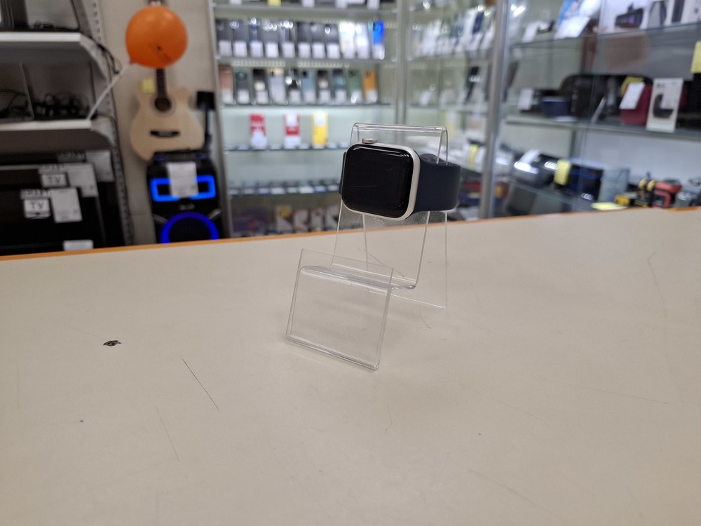 Смарт-часы Apple Watch SE 2022 40mm