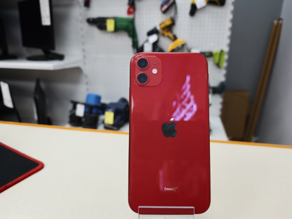 Смартфон Apple iPhone 11 64Gb