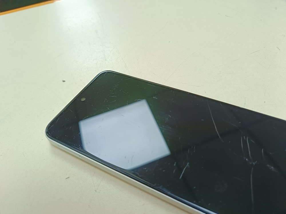 Смартфон Tecno SPARK 30C 8/256