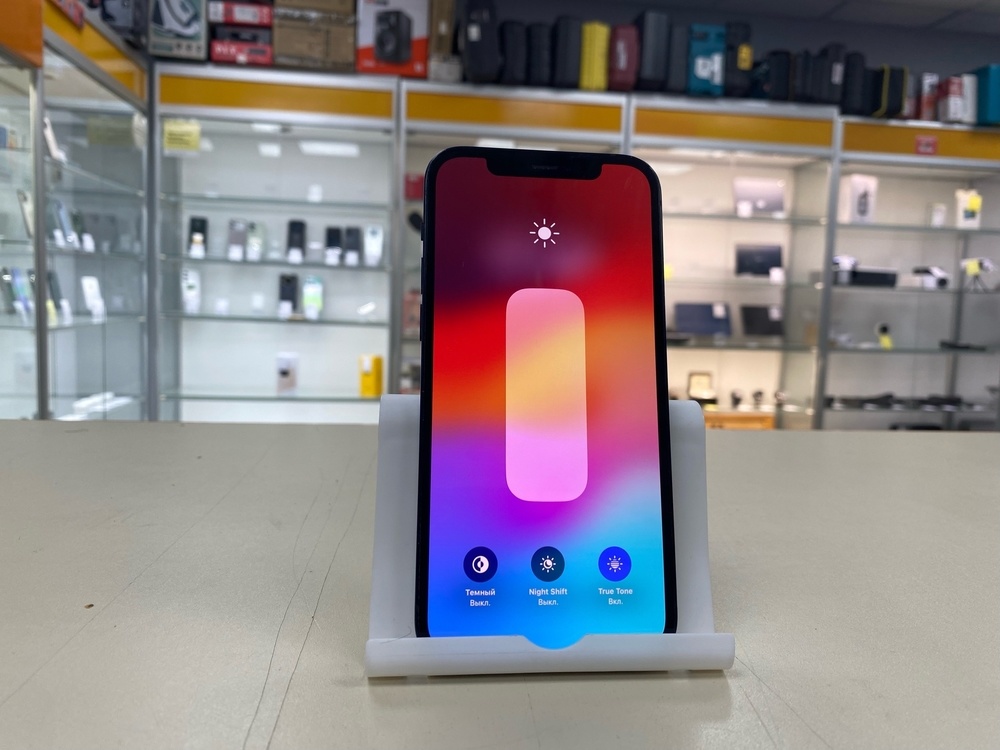 Смартфон Apple iPhone 12 64Gb