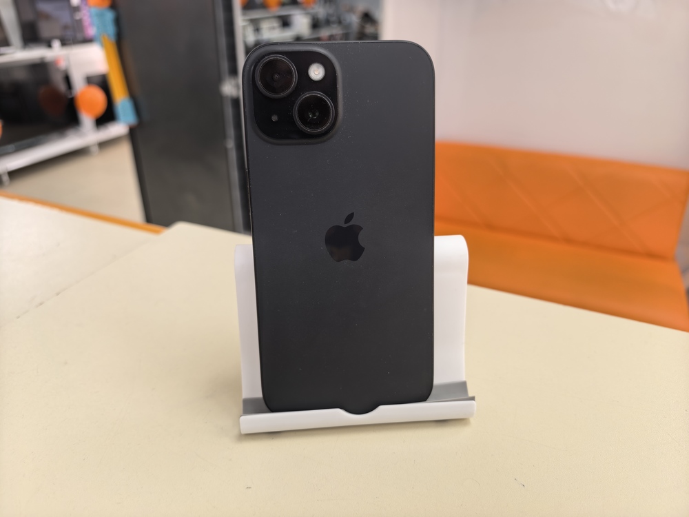 Смартфон Apple Iphone 15 128Gb